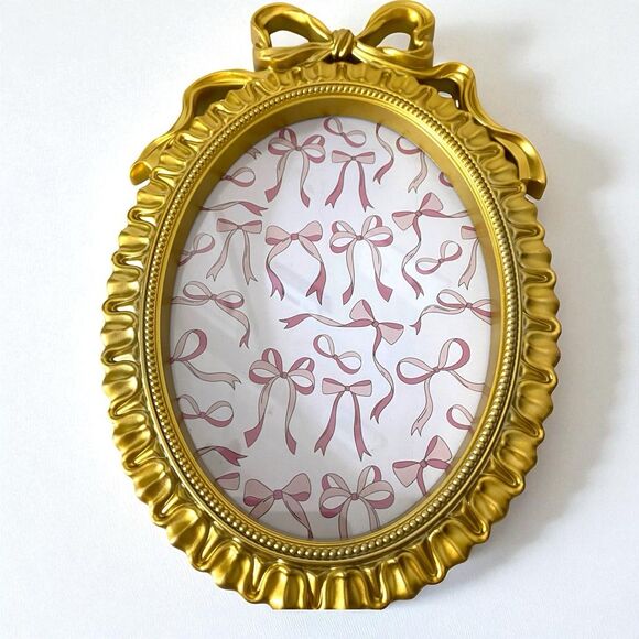 Coquette Bow Frame 6.89in x 10in New - Picture 5 of 6